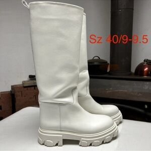 White Gia Borghini Couture x Pernille Teisbaek 40 Knee High Leather